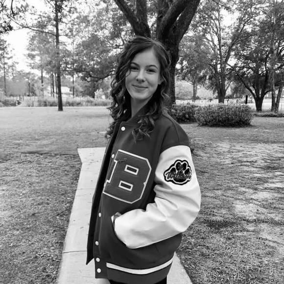 Meet your Posher, Kalena - Picture 1 of 1